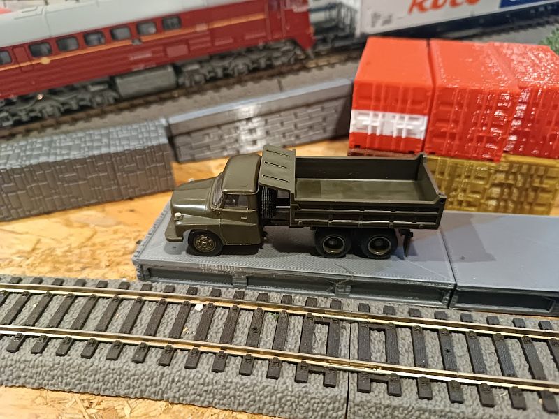 Tatra 148 s korbou - ČSLA / IGRA MODEL 66818013